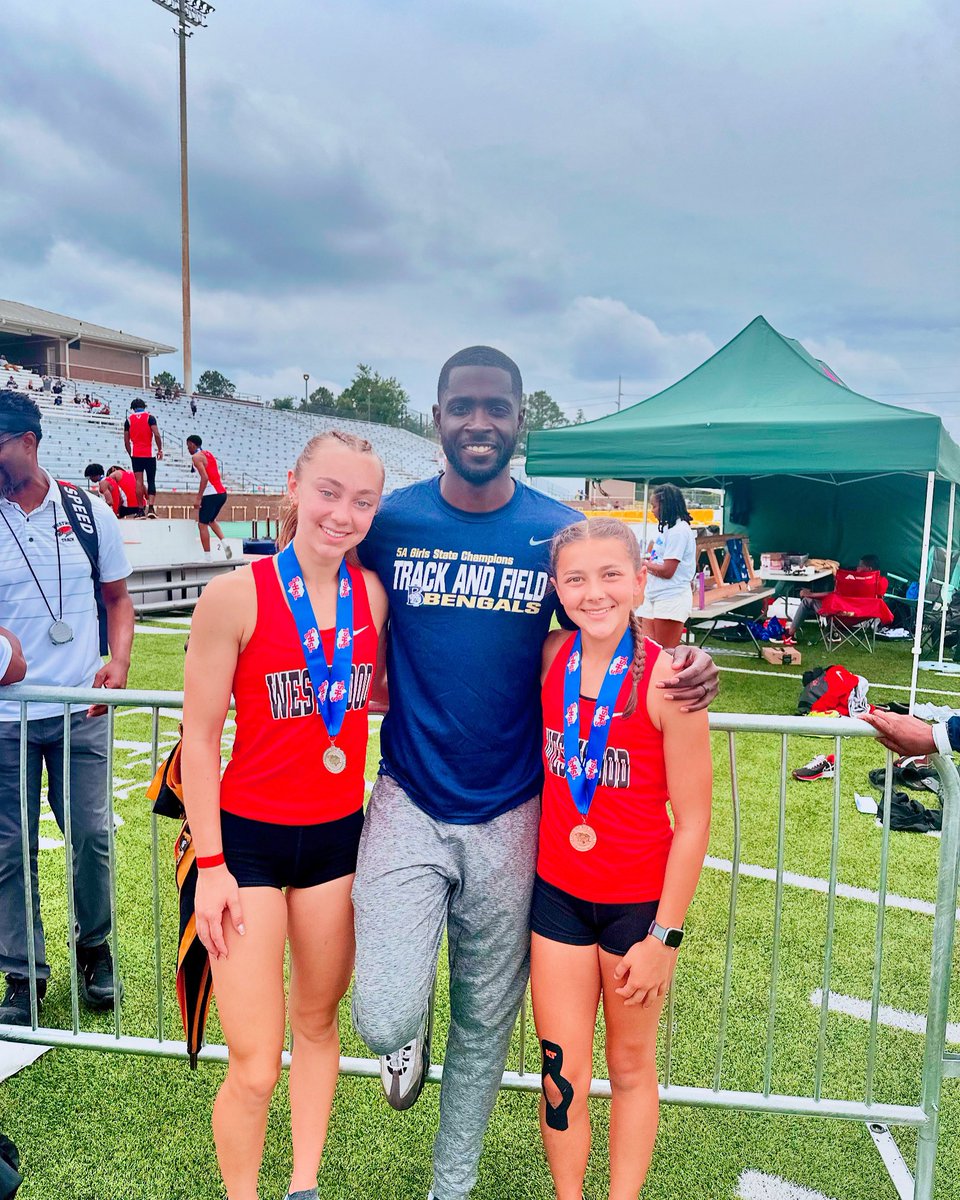 Congratulations to Becca (8th) and Emma (alum) for competing at the 4A State Track and Field Championship over the weekend. Becca and her 4x800m relay team placed 3rd and Emma placed 2nd in the 1600m. #WeWIN