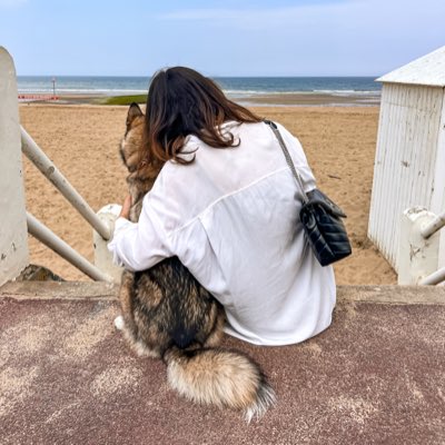 Paulinee_G's tweet photo. #NouvellePhotoDeProfil https://t.co/DnwFYVP7vI