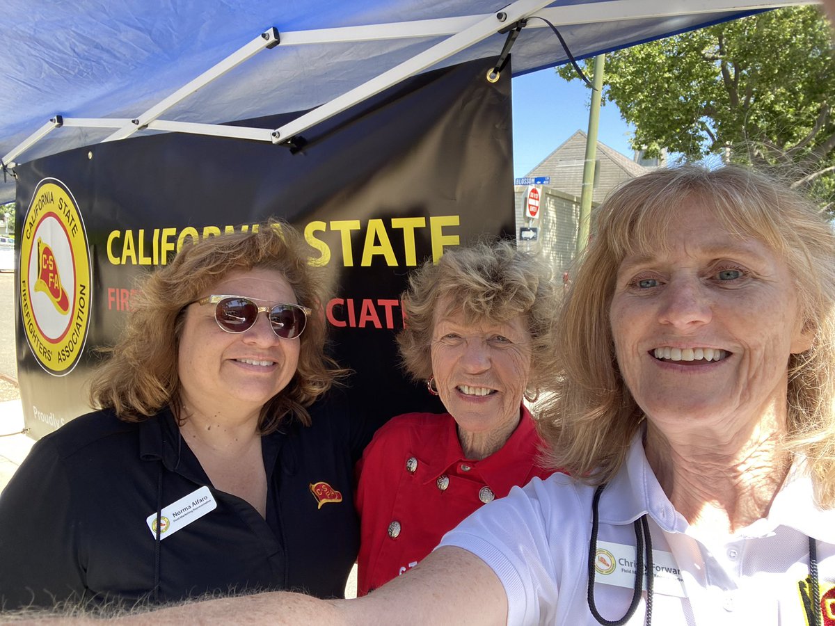 CSFAFIRE's tweet photo. 150th Anniversary of the Mountain View Fire Department Parade Celebration.
#csfa #firefighters #anniversary https://t.co/FpnXipX5BG