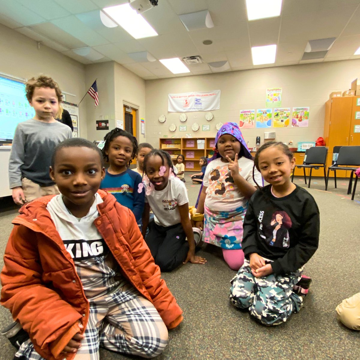 Monday Motivation: UKE CAN DO IT!  These photos will cure your Monday blues 💙 
Drop a song you're vibing with to start the week off right 👇🎶

#Mondaymotivation #happymonday #musicsaves #ukulele #Musiceducation #savethemusic #music #education #earlyeducation #studentsuccess