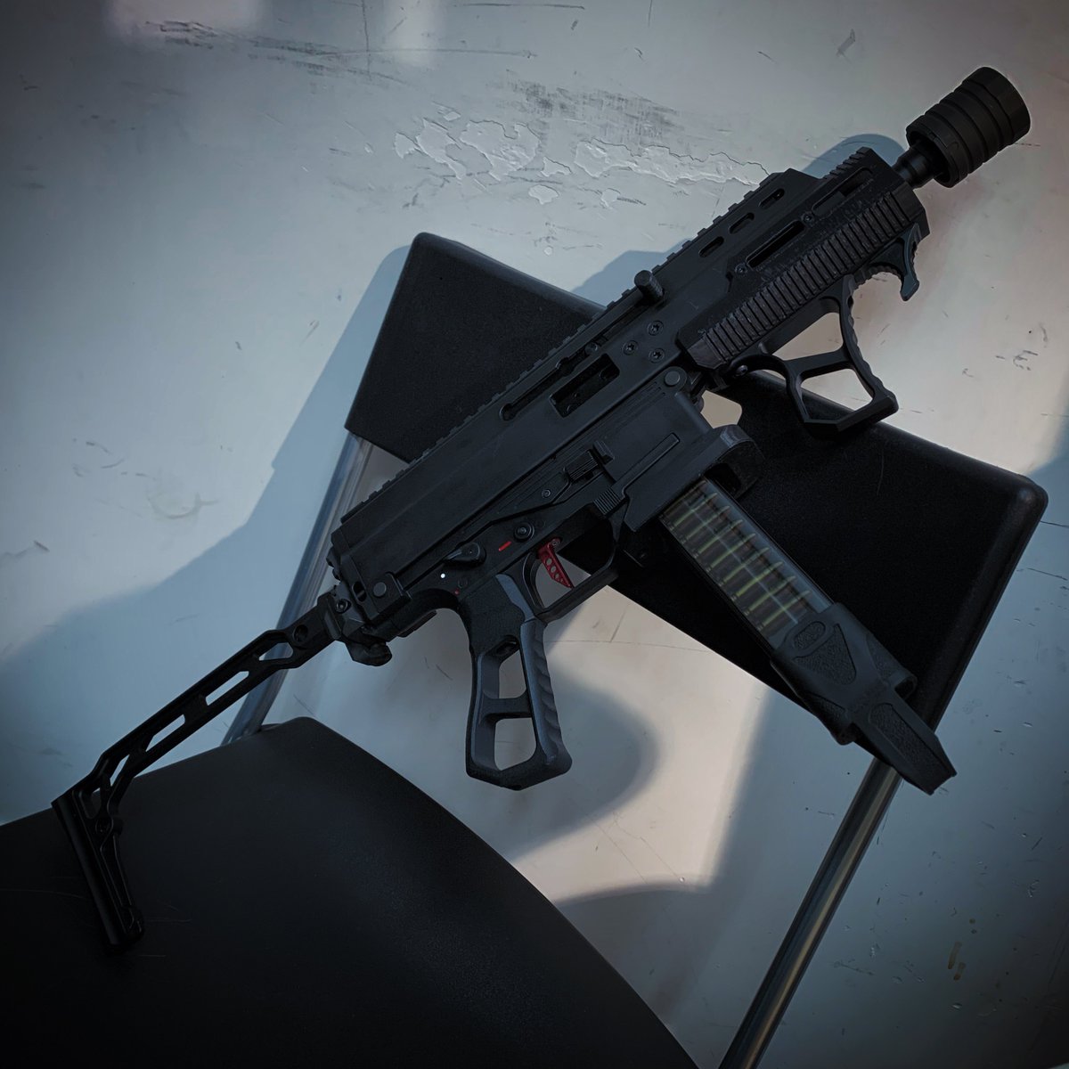 zzz_ming's tweet photo. MARUYAMA「SCW-9 PRO」GBBR with @JMacCustoms style

*AIRSOFT ONLY
———————————————————————————
#airsoft #airsoftgameplay #airsofthk #pewpewlife #tactical #tacticool #milsim #customguns #hongkong #Maruyama #scw9 #apc9 https://t.co/9IW1zzlg11