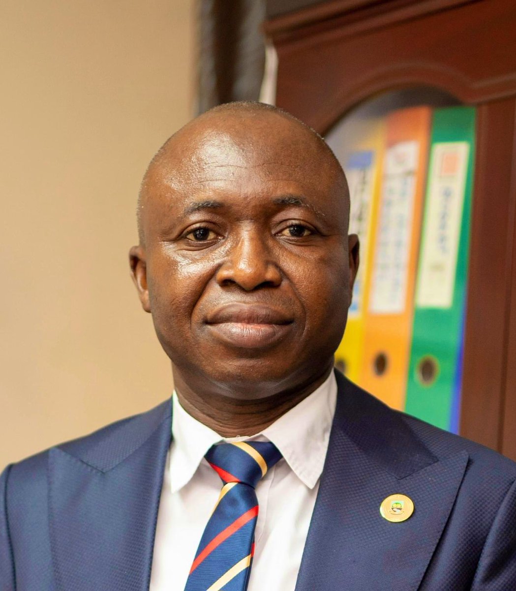 #UPDATE‼️ Prof. Elvis Asare-Bediako (@UENRVC) has been reappointed Vice-Chancellor of UENR for a second four-year term, effective November 1, 2024. We wish him continued success and wisdom in steering UENR towards an even brighter future. #AskUenr