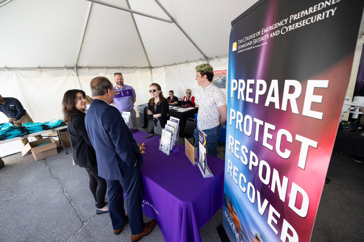 UAlbanyCEHC's tweet photo. Congratulations to #CEHC student Bruce Pollock who won a scholarship to attend the Weather Warnings and Communication Conference in Myrtle Beach, South Carolina! CEHC wishes Bruce much success! https://t.co/XAHF3C0Tcp