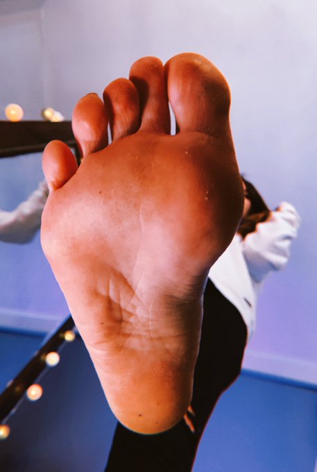 POV- you&rsquo;re about to get squashed https://t.co/QKebzUgFNA