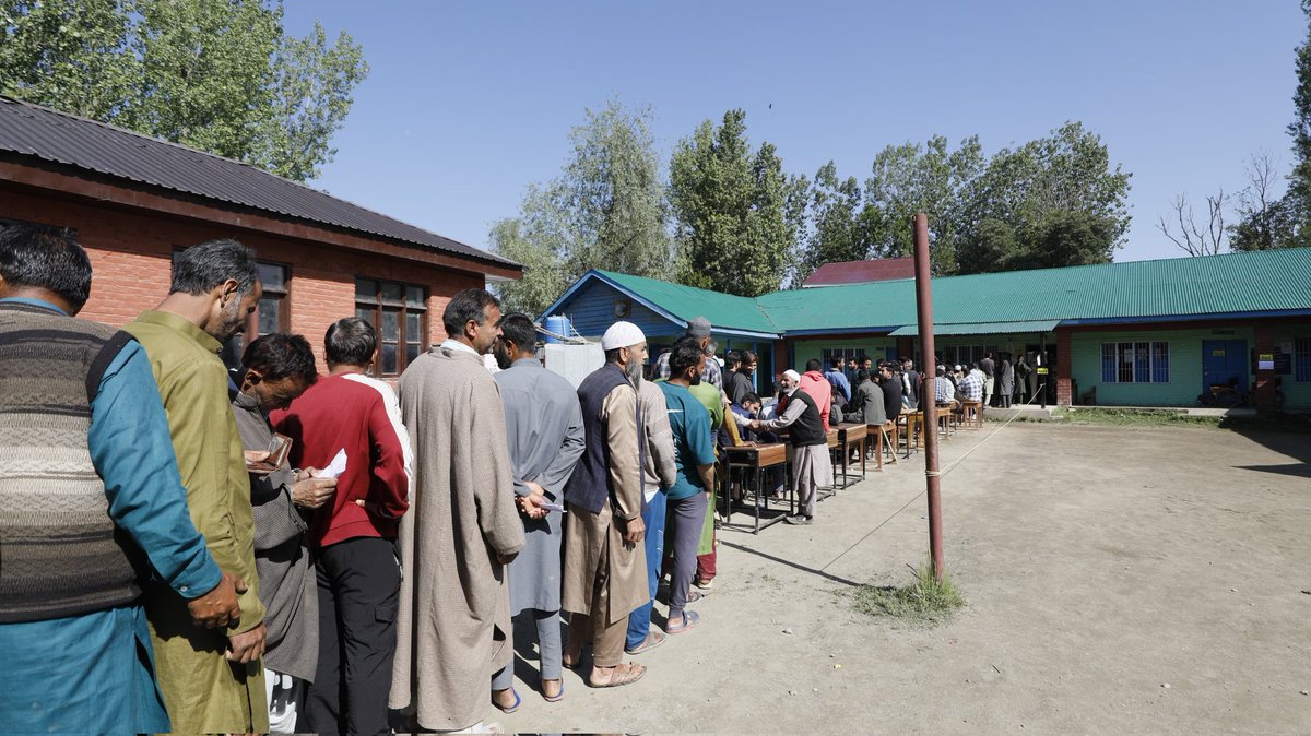 Baramulla records its highest voter turnout in the last 35 years even as peaceful polling takes place across 49 PCs in 8 States/UTs in Phase-V of General Elections 2024 Details : eci.gov.in/eci-backend/pu…