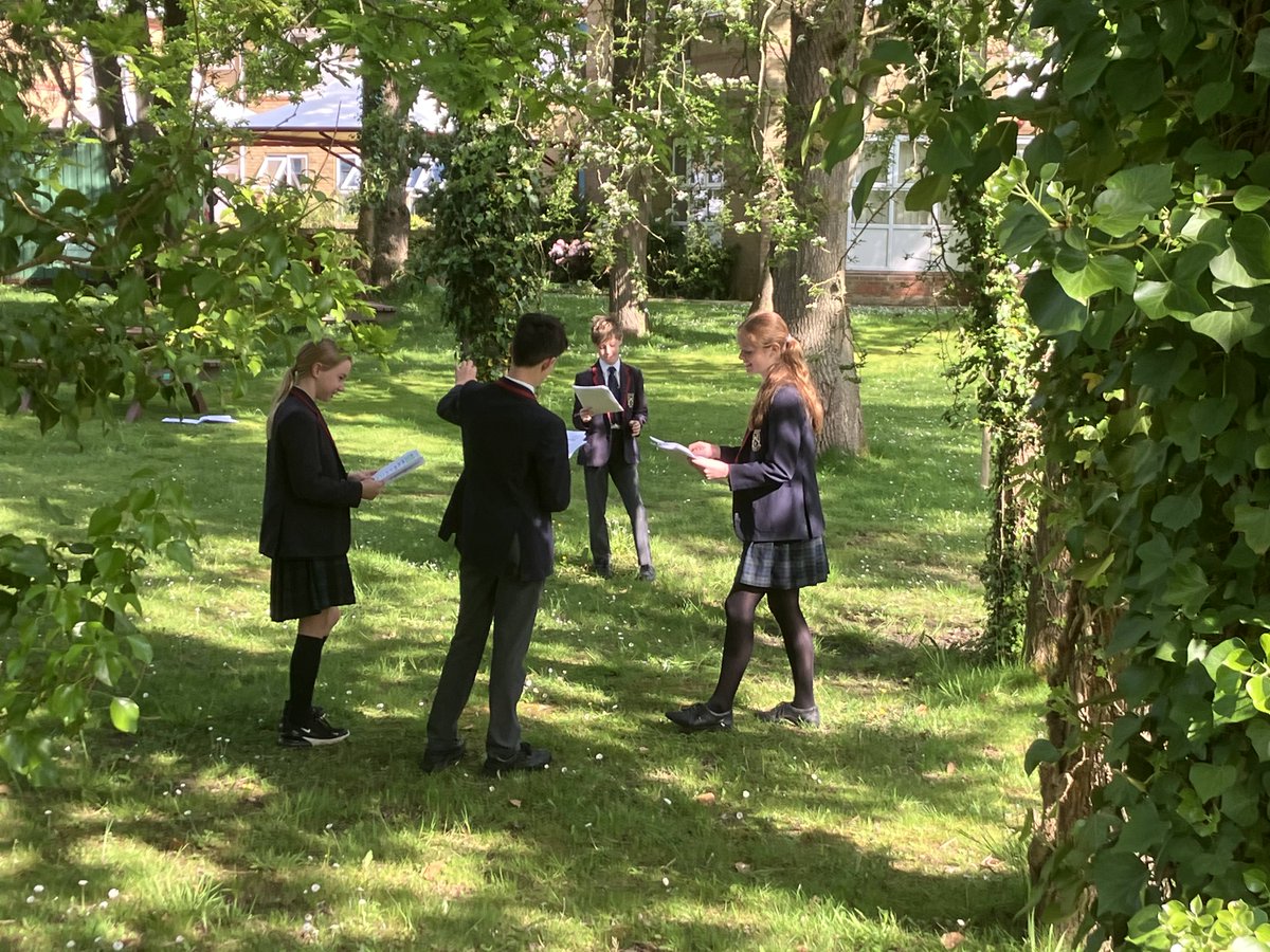 BallardSchool's tweet image. Our Year 7 English pupils travelled to a ‘forest outside Athens’ for their ‘A Midsummer Night's Dream’.

#InspiringTeaching #BeautifulCampus #LoveOfLearning #CoEducational #Year7 #UpperPrep #Shakespeare #AMidsummersNightDream