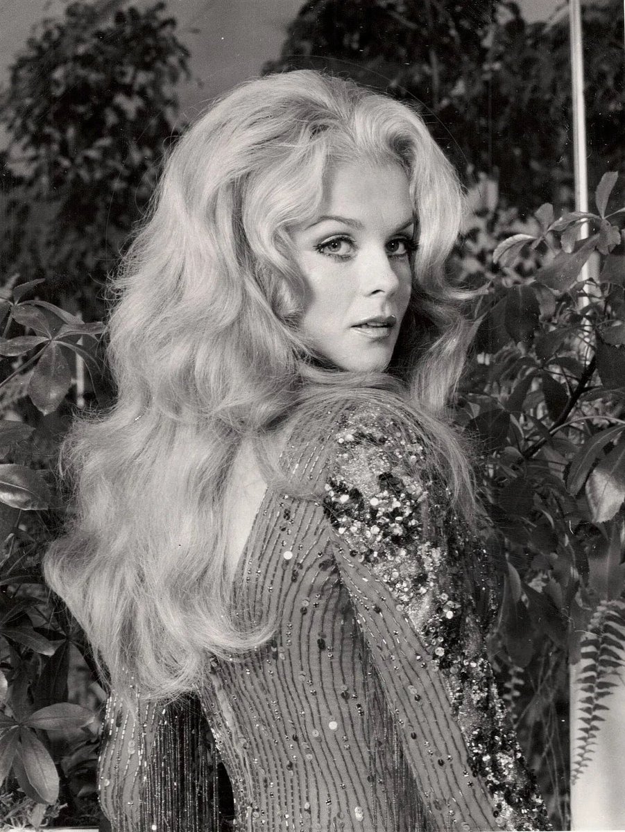 #AnnMargret