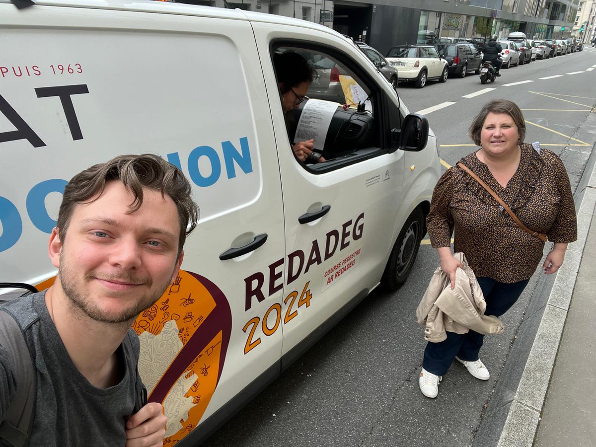 De retour en #Bretagne pour la <a href="/Redadeg/">Ar Redadeg</a> ! Toujours présente pour défendre les #languesregionales avec <a href="/HelfrichMaxence/">Maxence Helfrich</a>, <a href="/NaonedUdb/">UDB.Naoned+ (compte inactif)</a>, les élus nantais <a href="/AurelienNaoned/">Aurélien</a>, <a href="/VCoussinet/">Valérie Coussinet-Ndiaye (compte inactif)</a> et <a href="/Marais_Jegat/">Pierre-Emmanuel Marais-Jegat</a>. La voix de TOUTE la Bretagne au Parlement Europeen c'est <a href="/ETE_2024/">Europe Territoires Écologie | 🗳 Guillaume Lacroix</a> avec <a href="/Lacroix_PRG/">Guillaume Lacroix</a>