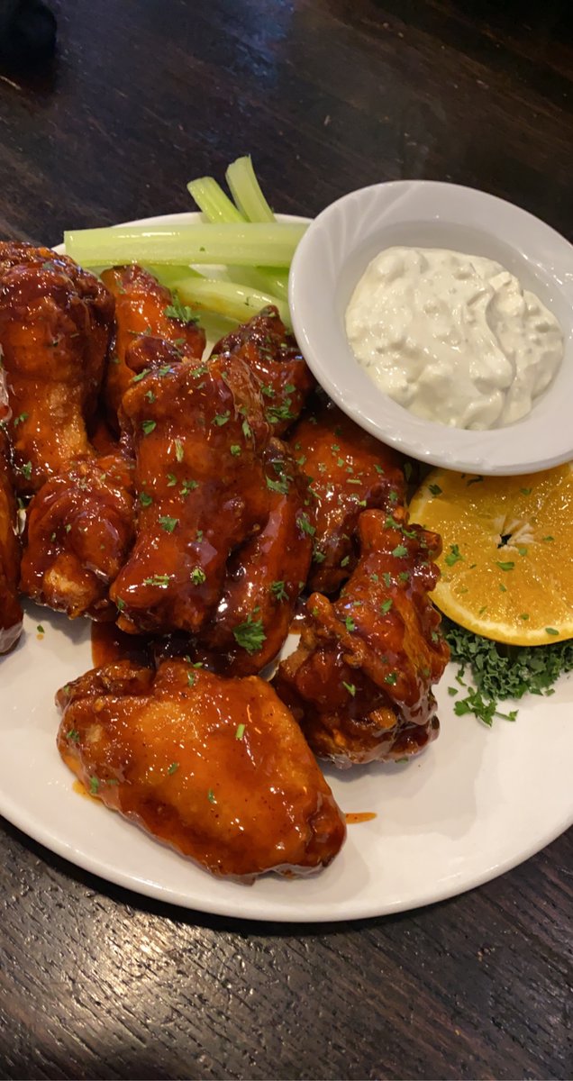 We might Specialize in Seafood but we have Them Chicken Wings on POINT 👌 Every Monday Carry-Out or Eat In .89 WINGS ! .89 Cent JUMBO Wings 🍗 !!...... 👀 Mild/hot/bourbon😍/ Thai chili/Old Bay/BBQ #WingNight #specials #harfordcounty #Fallston #summer #goodeat #gru...