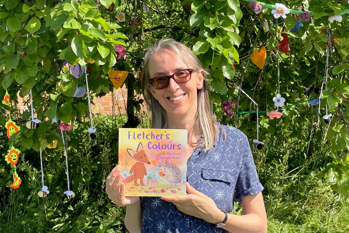🌈🐝 A double celebration! #WorldBeeDay and my copy of #FletchersColours has arrived so here's the book at our bee celebrations yesterday. Out June 18th, preorder now, and if you order from @KenilworthBook you can get a signed/dedicated Fletcher bookmark too #FletchersFourSeasons
