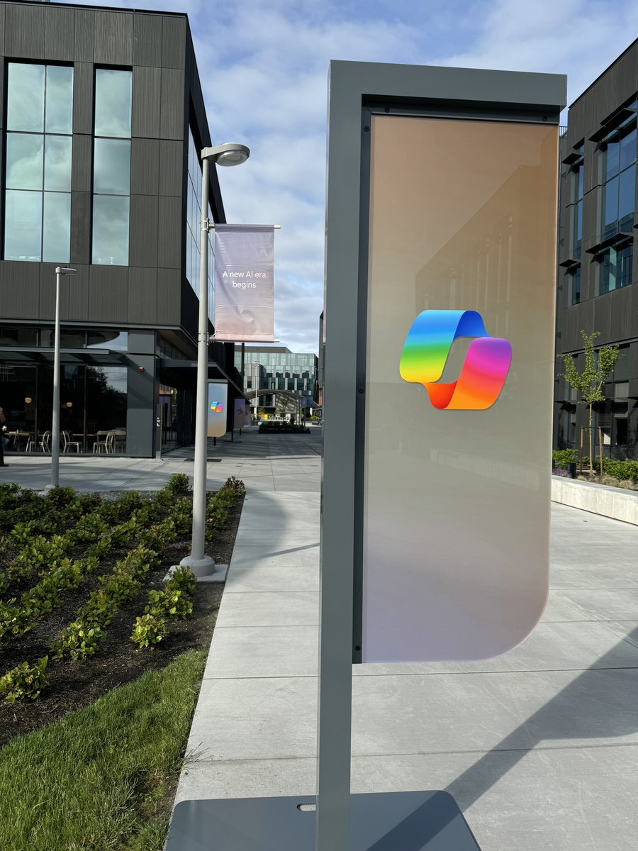 tomwarren's tweet photo. “A new AI era begins” @Microsoft campus https://t.co/wnfZy8wE7P