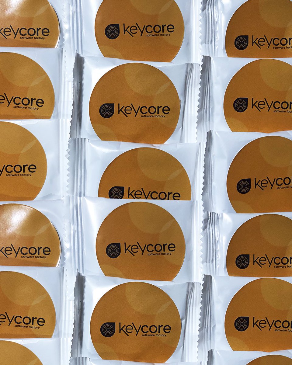 El chocolate es un producto delicioso y versátil que puede ser un excelente elemento para construir una marca. 

En Zisnella Lab podemos elaborar chocolates con el logo de tu marca o negocio. ¡Dinos cómo podemos ayudarte!

WhatsApp +58 424-1073608
zisnella.com