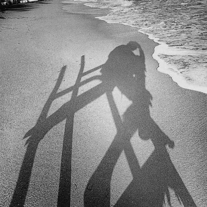 You're right, maybe I'll be alone, I bought the sky, but I didn't fly... © Roberto Vecchioni Ph. Arthur Tress