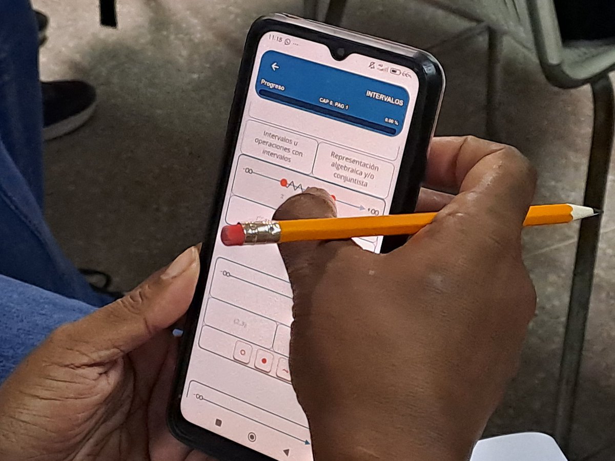 Nos vinimos a la ETAR Federico Villena acompañada de los Directores/as de los CDCE Municipales y Parroquiales para recibir orientaciones del @MPPEDUCACION en el marco del Plan Fragata. 
#ConcienciaPatriótica 
<a href="/NicolasMaduro/">Nicolás Maduro</a> 
<a href="/_LaAvanzadora/">Yelitze Santaella</a> 
<a href="/Soykarinacarpio/">Karina Carpio</a> 
<a href="/CDCEAragua/">CDCE ARAGUA</a>