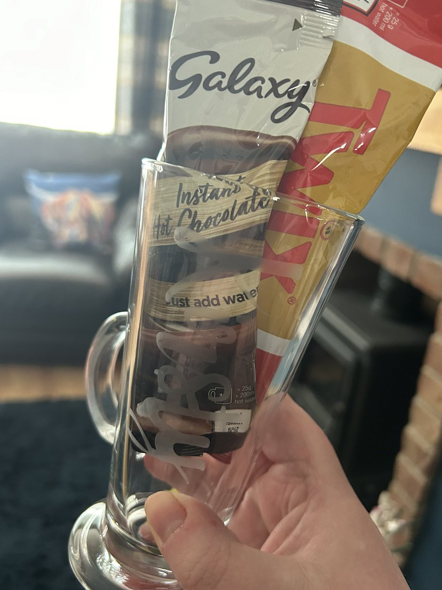 Kirsty Hair tweet media