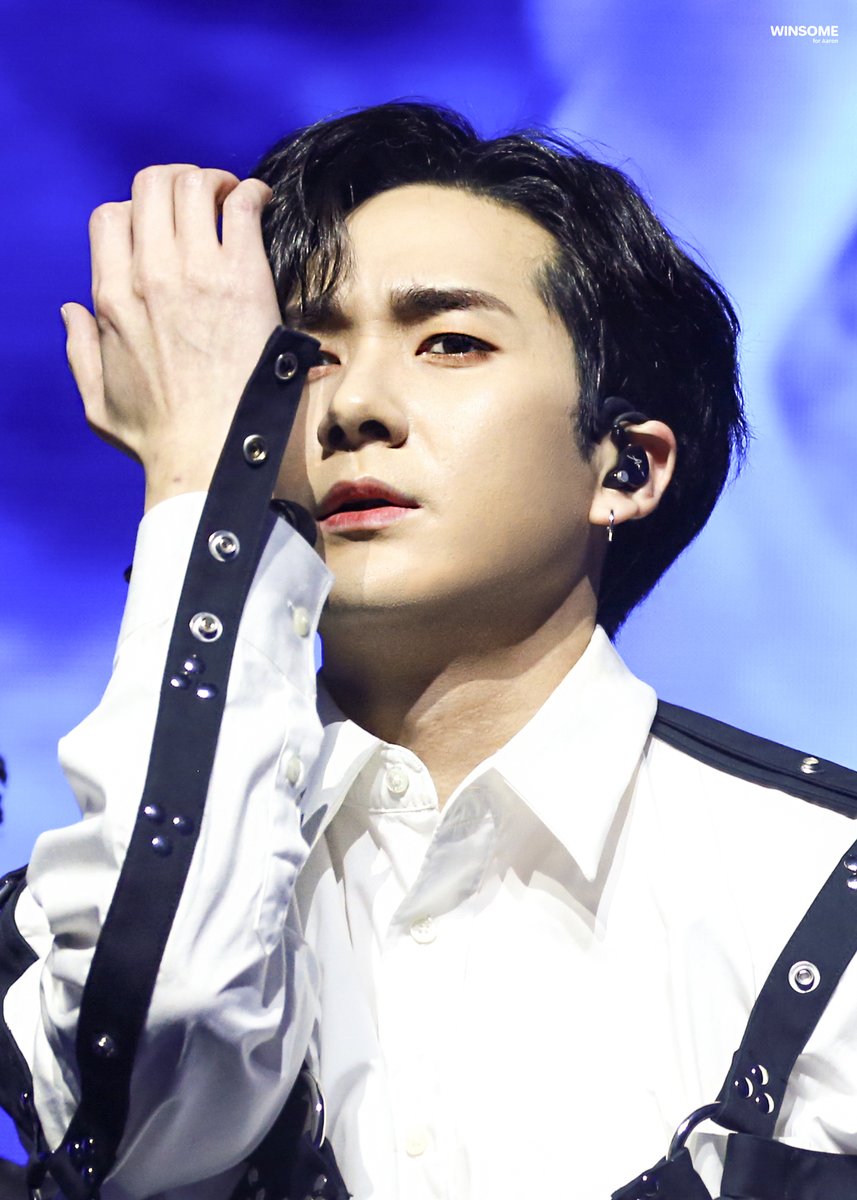 아론이가 있어서 5월은 내게 가장 행복한 달이야
태어나줘서 고마워 💚
#아론 #곽아론 #AARON #아론와나