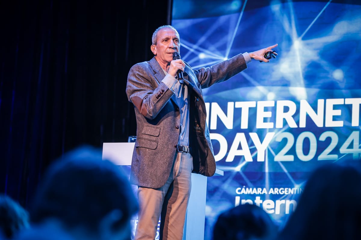 CEFIPunlp's tweet image. 🌐 Marcelo Garriga presentó el trabajo &quot;Análisis de la Presión Tributaria sobre el Servicio de Acceso a Internet&quot; en el marco del #InternetDay2024 organizado por @CabaseAr, realizado junto con @puigjorge, @thomasgarciaag y W. Rosales

Agenda acá 👉  internetday.com.ar/day/agenda/