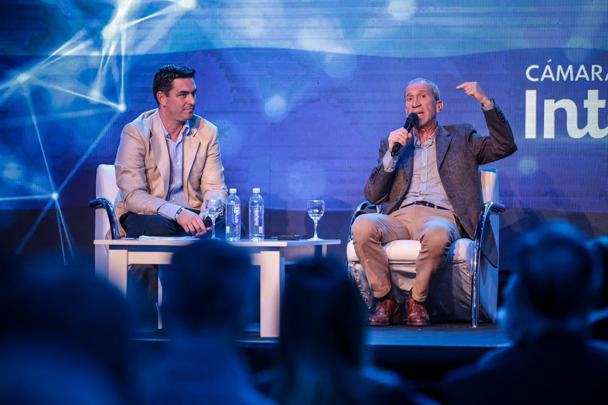 CEFIPunlp's tweet image. 🌐 Marcelo Garriga presentó el trabajo &quot;Análisis de la Presión Tributaria sobre el Servicio de Acceso a Internet&quot; en el marco del #InternetDay2024 organizado por @CabaseAr, realizado junto con @puigjorge, @thomasgarciaag y W. Rosales

Agenda acá 👉  internetday.com.ar/day/agenda/