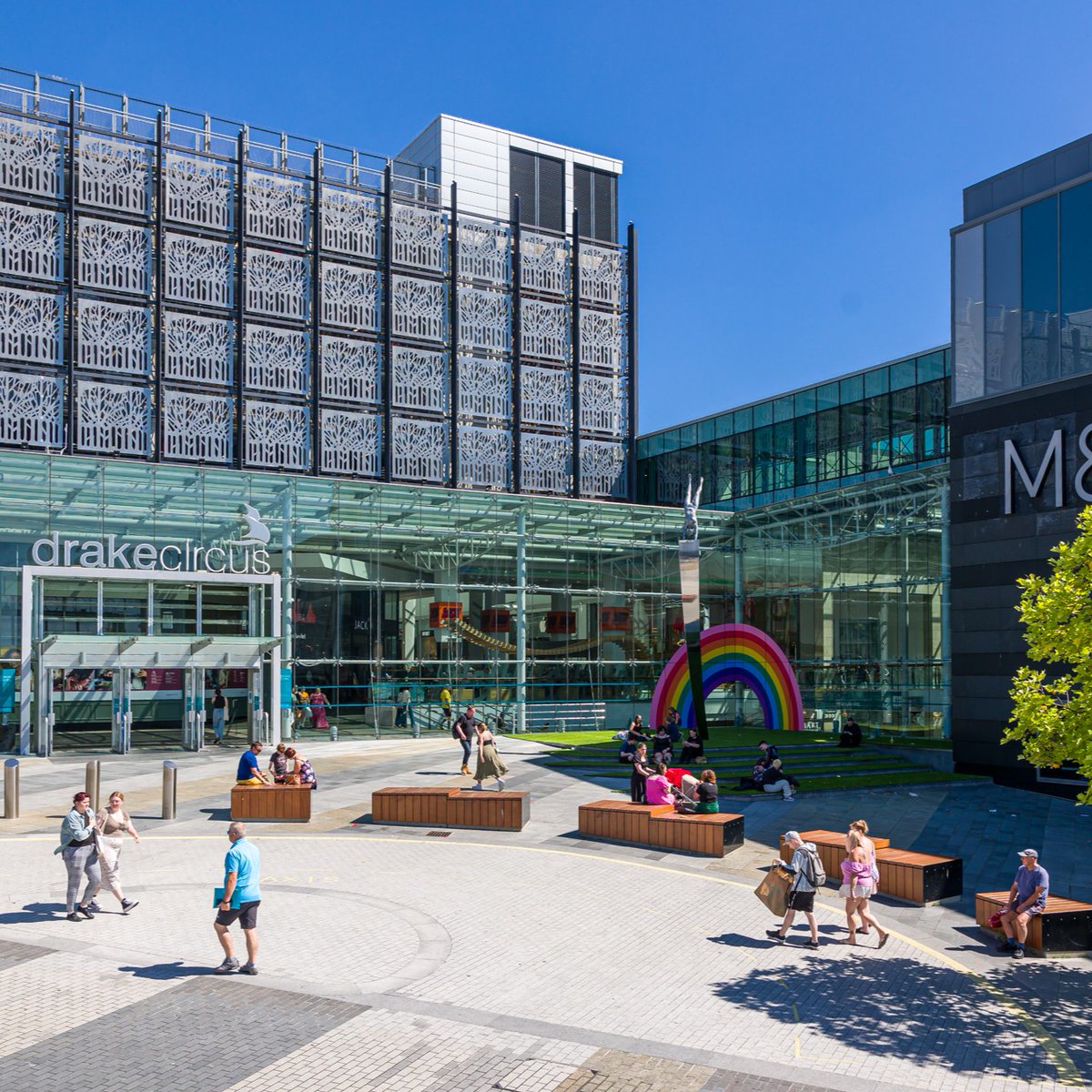 FlavourFestSW's tweet image. Visiting Flavour Fest from 31 May – 2nd June? 

Make a day of it with a spot of retail therapy check out new arrivals Mango, Rituals and Oliver Bonas at @drakecircusplym and finish your evening with spot of competitive socialising at Boom Battle Bar or Spinners. 🤩