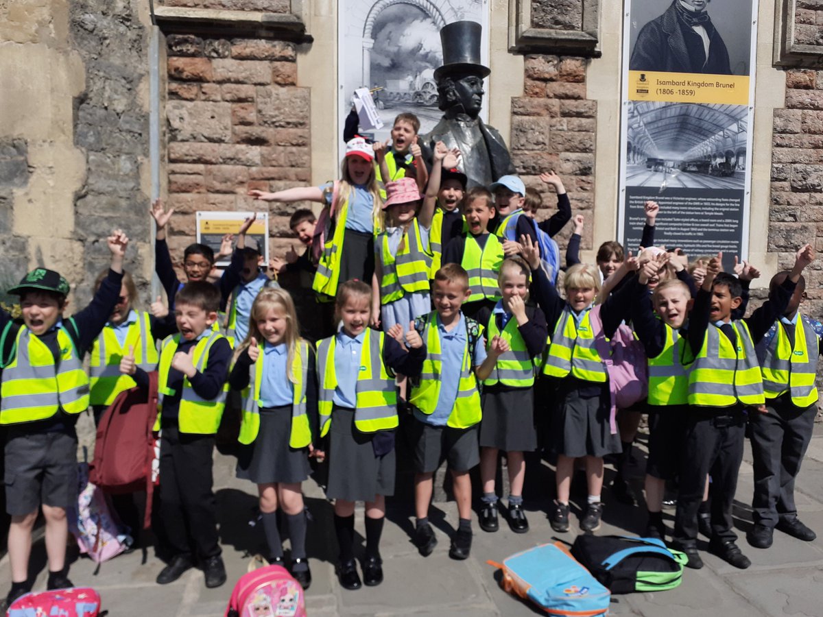 The sun shone to properly celebrate #CommunityRailWeek as Bridgwater College Academy Y3 took to the trains to put their rail safety training into practice.  The sea of smiles says it all! Thanks to @GWR for making it possible. #BestSchoolTripever #RailSafety #RailSafetyEducation