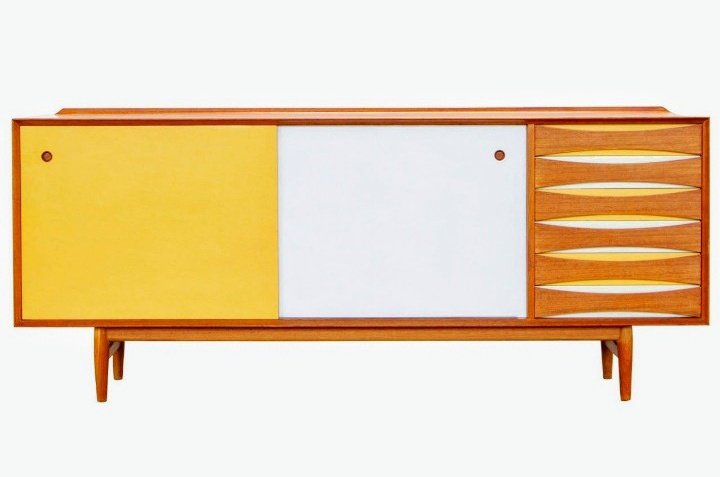 Triennale OS29 Teak Sideboard by Arne Vodder for Sibast (1959) Image: Liebe Möbel Haben