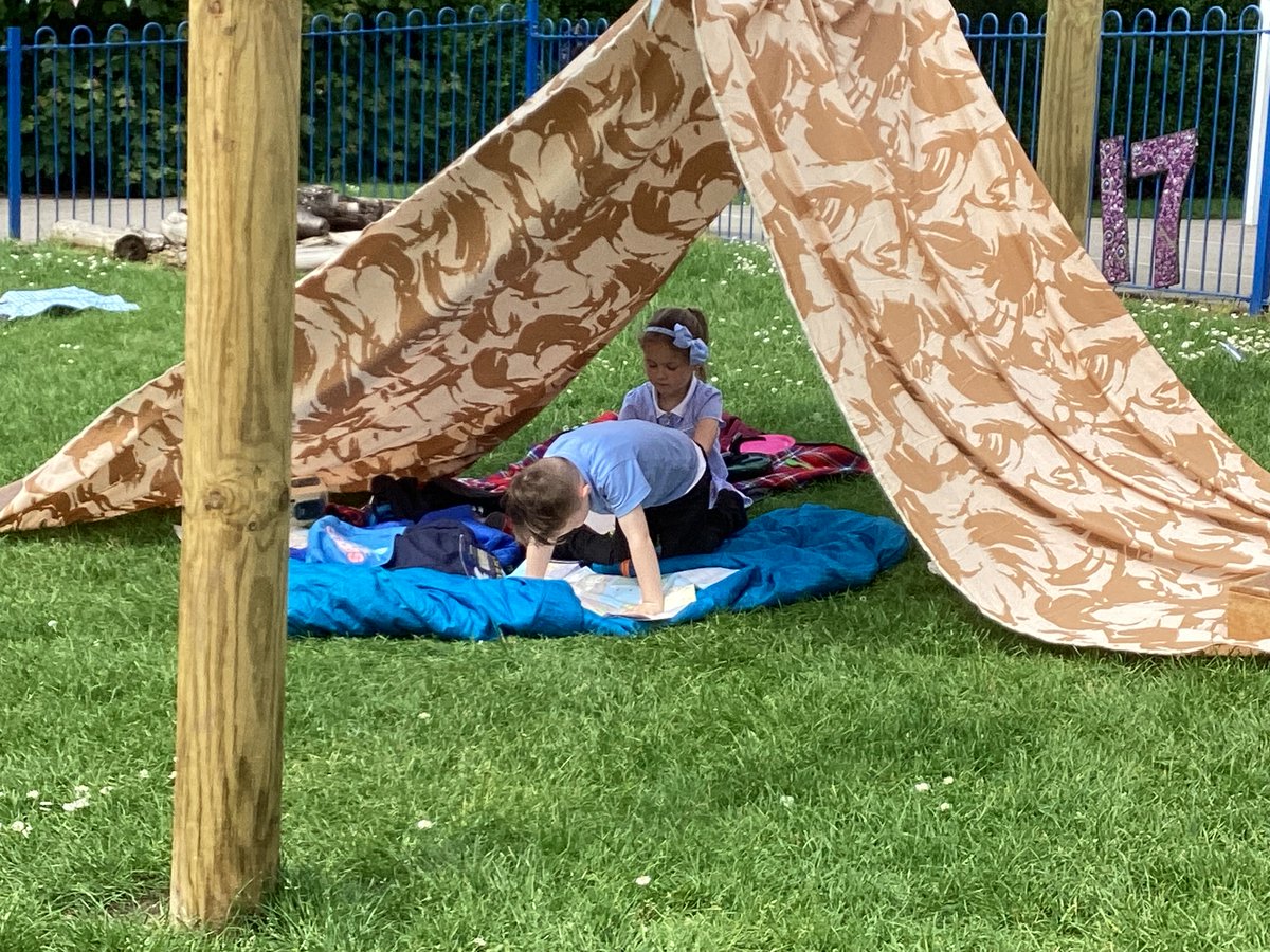 StBellarmine's tweet photo. Reception have been developing their spatial reasoning skills by building dens and shelters. We have used lots of language to discuss how to build and what to have on the inside, outside, top and bottom of the shelter. #spatialreasoning #positionallanguage https://t.co/HEHtrQidX1