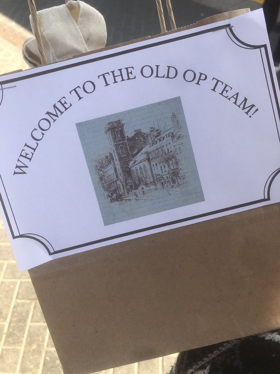 atinybitwaring's tweet image. 🚨Now that the ink is dry on the contract and I’ve done my first day - I have very exciting news! 🚨

After 7 wonderful years @sciencemuseum I am over the moon to say I have a new adventure before me! 

Thrilled to official become the new Director of @OldOpTheatre today!