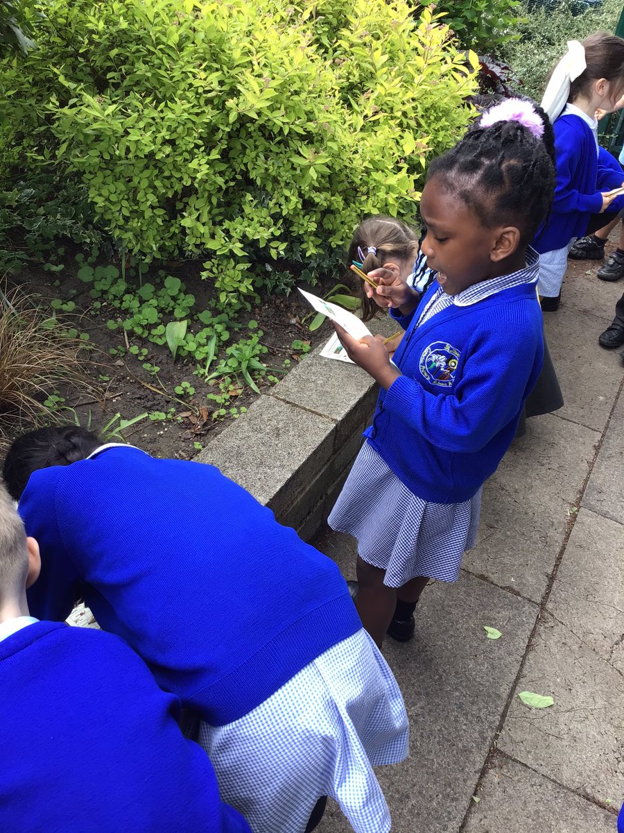 1JG have really enjoyed getting outdoors this afternoon for our Science lesson! We investigated the different habitats around the school grounds and found lots of minibeasts! It got us thinking about how we can enhance their habitats further 🐜🐌🪱 #outdoorclassroomday