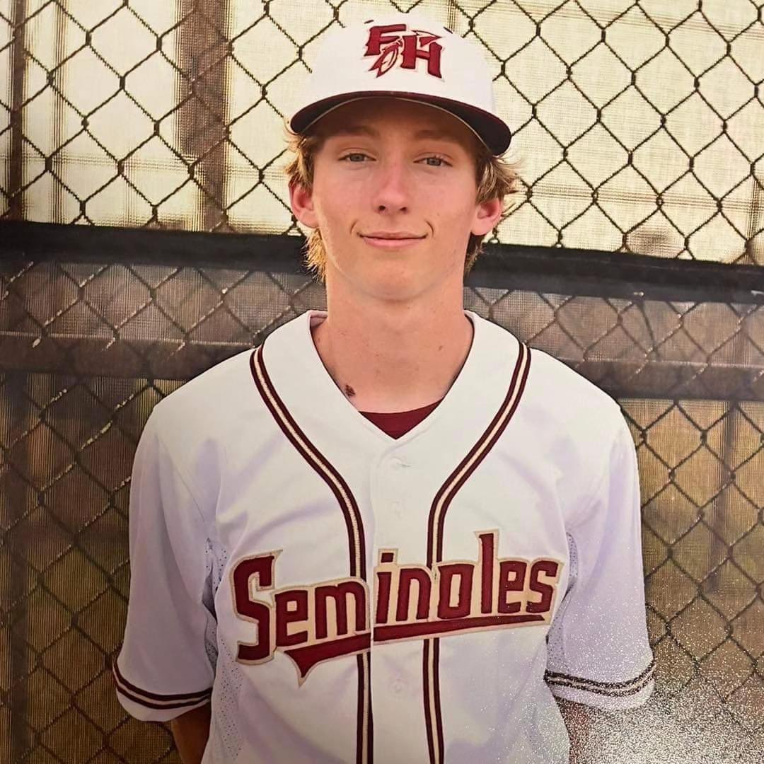Congrats to @themarkmetcalf on being selected as the FACA District 3 Player of the Year for Class 3A! Congrats Mark! <a href="/Mmetcalf32/">Mike Metcalf</a> <a href="/FSUS_Athletics/">FSUS Athletics</a> <a href="/CoachARob21/">Anthony Robinson</a>