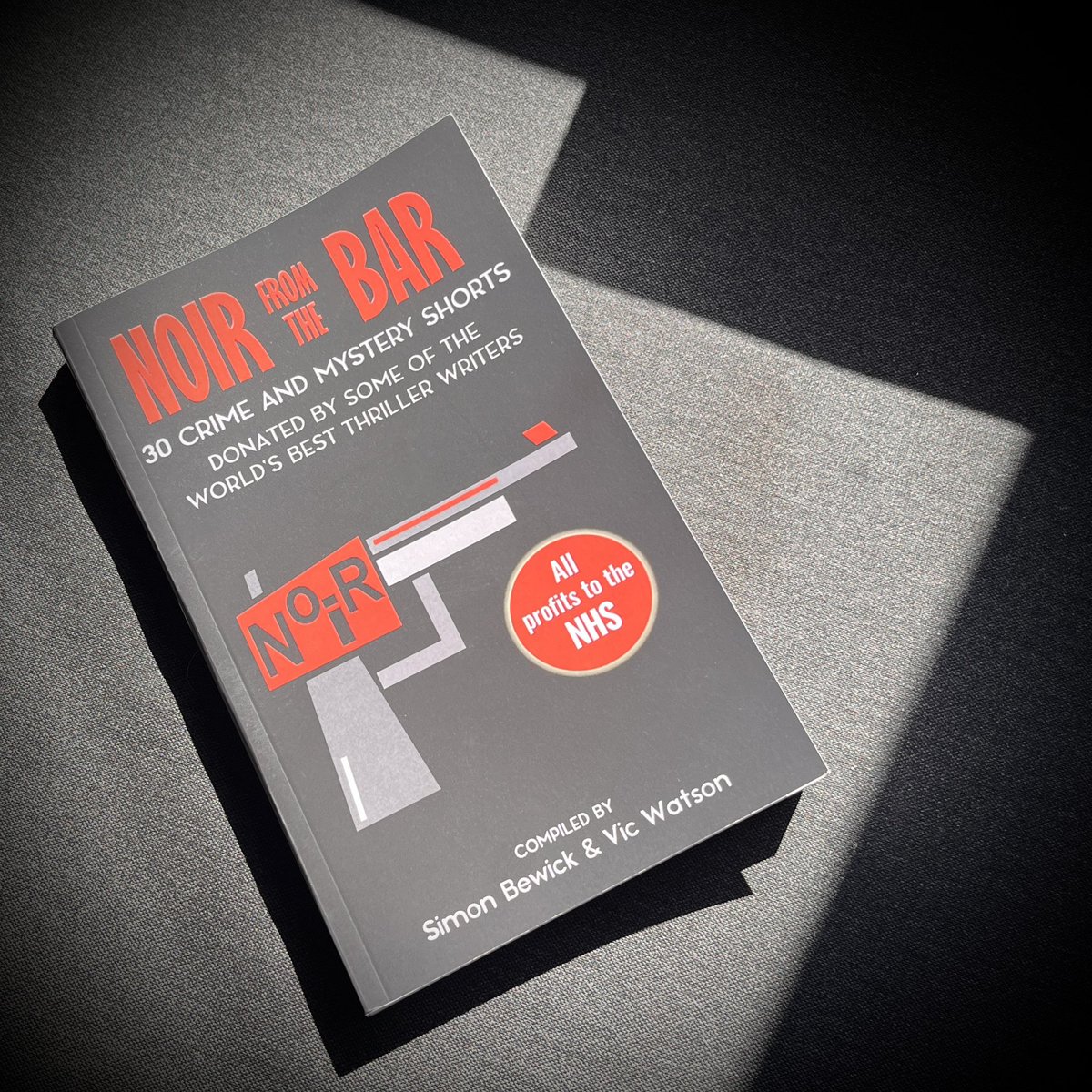 Thank you @SimonBewick for my giveaway win – #NoirFromTheBar Might make this my reading material on the journey down to @HarrogateFest @TheakstonsCrime If you like the look of this I’ve put a link to buy your very own copy in my linktree. All profits got to the NHS.