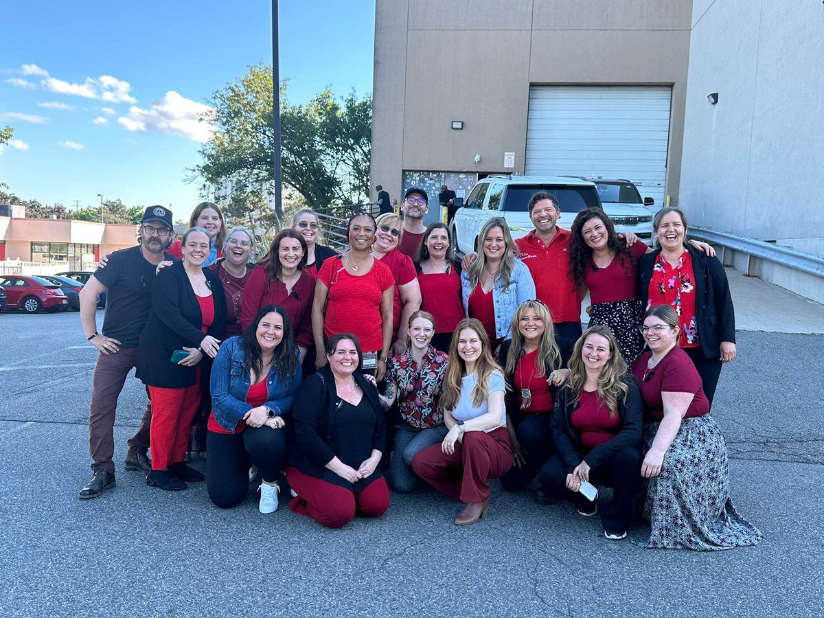 On Sunday, we wore red in honor of Connie Stepnitz, our long time Creation supervisor who passed away recently. ❤️