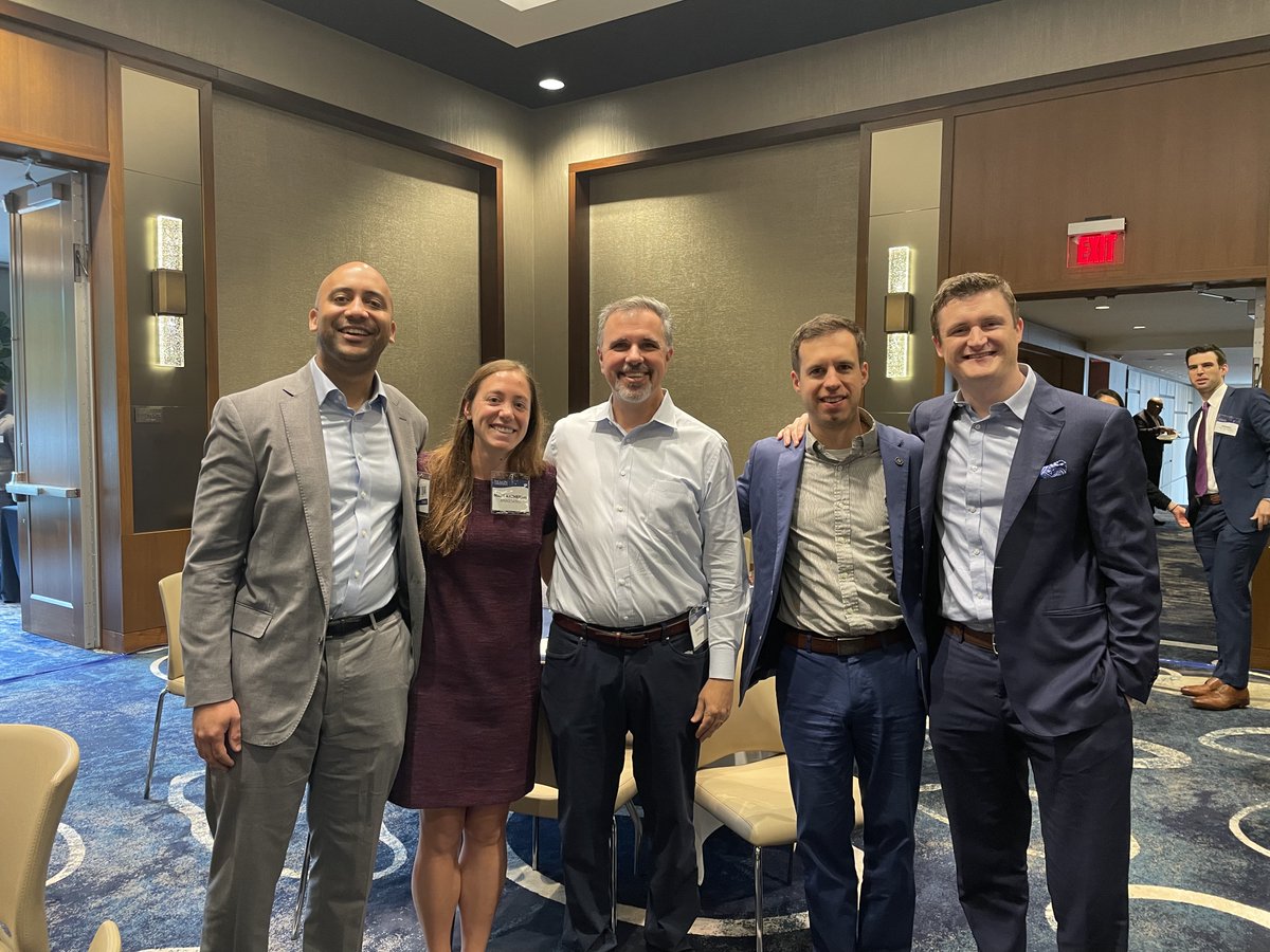 Well-represented at this weekend's 15th Annual @FeaginLeaders Forum @JBDukeHotel — 'Compassion, Collaboration and Compromise: Leadership in a Polarized World.' @DukeMedSchool residency and fellowship trainees and alumni came together once again! #MedEd.