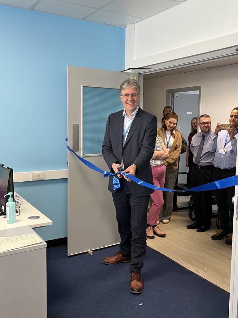 Special thanks to Kevin Croft, chief people officer, for using International HR Day to officially open our renovated offices on the first floor of the education centre at Charing Cross Hospital. #InternationalHRDay