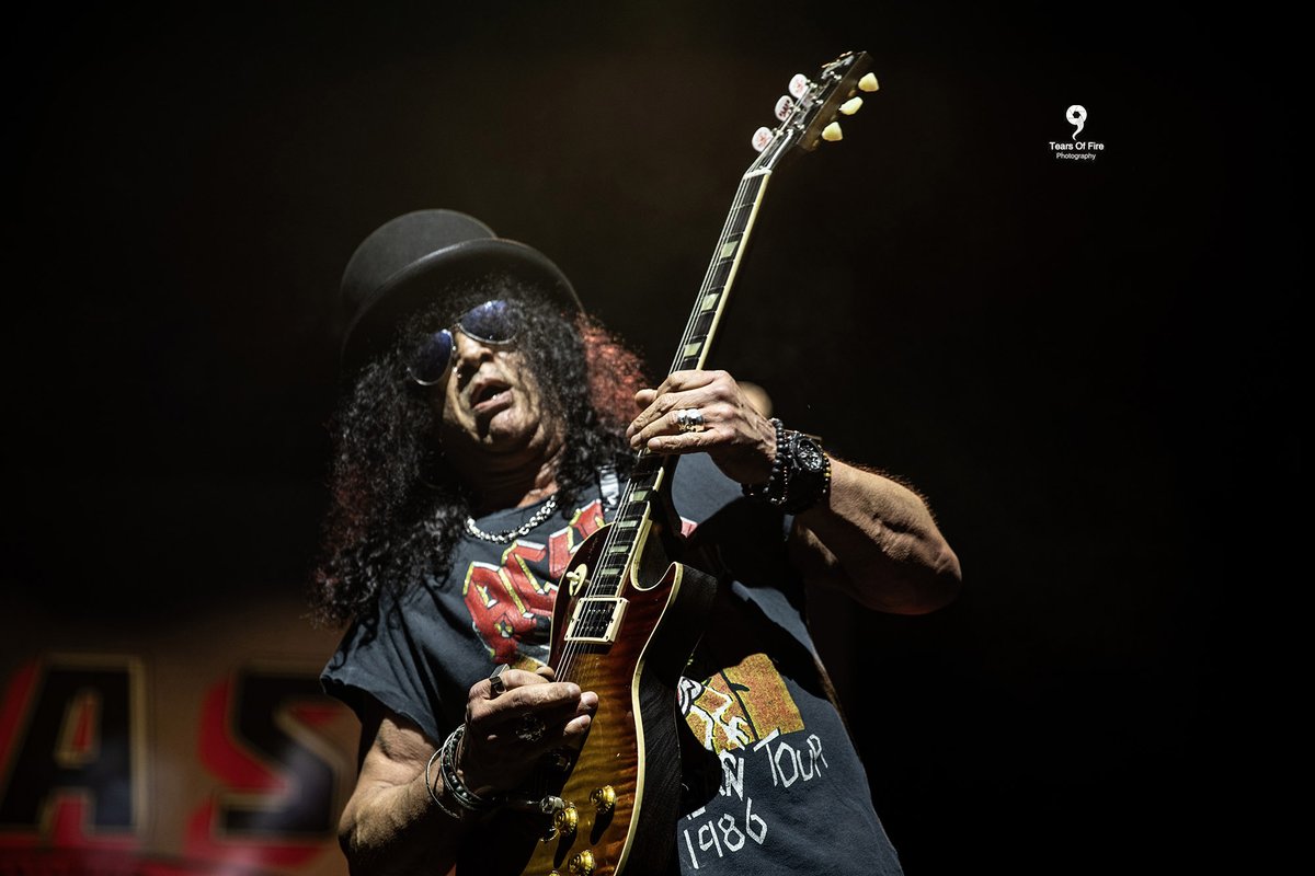 SlashArmy_ARG's tweet image. ⚡ SMKC en Dublín, Irlanda 🇮🇪 | 28/03/24

📸: Stefan Brophy

•
•
•

#slash #smkc #3arena #theriverisrisingtour