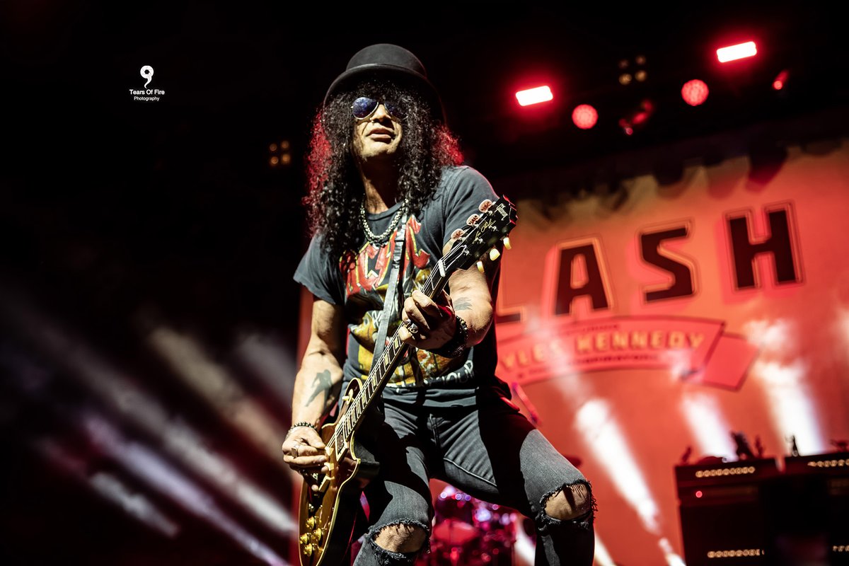 SlashArmy_ARG's tweet image. ⚡ SMKC en Dublín, Irlanda 🇮🇪 | 28/03/24

📸: Stefan Brophy

•
•
•

#slash #smkc #3arena #theriverisrisingtour