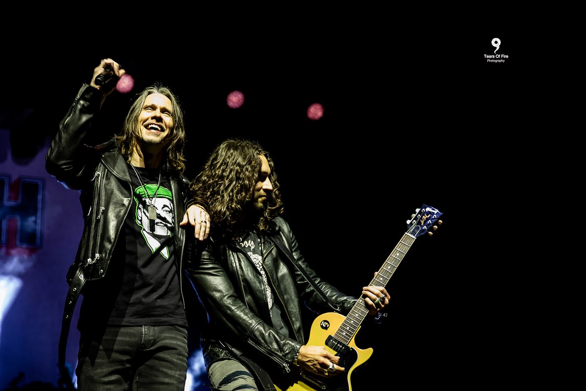 SlashArmy_ARG's tweet image. ⚡ SMKC en Dublín, Irlanda 🇮🇪 | 28/03/24

📸: Stefan Brophy

•
•
•

#slash #smkc #3arena #theriverisrisingtour