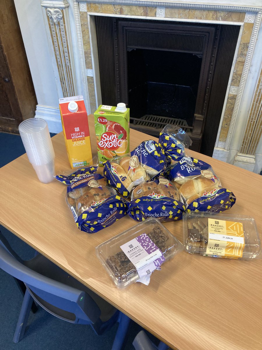 StNicksEng's tweet photo. Another exam down - Literature Paper 2! Well done, Year 11. We hope you enjoyed your breakfast revision session ☺️ #StNicks #StNicksEnglish #StNicksSuccess https://t.co/JRAgWbLABv