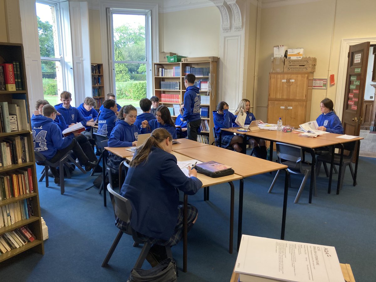 StNicksEng's tweet photo. Another exam down - Literature Paper 2! Well done, Year 11. We hope you enjoyed your breakfast revision session ☺️ #StNicks #StNicksEnglish #StNicksSuccess https://t.co/JRAgWbLABv