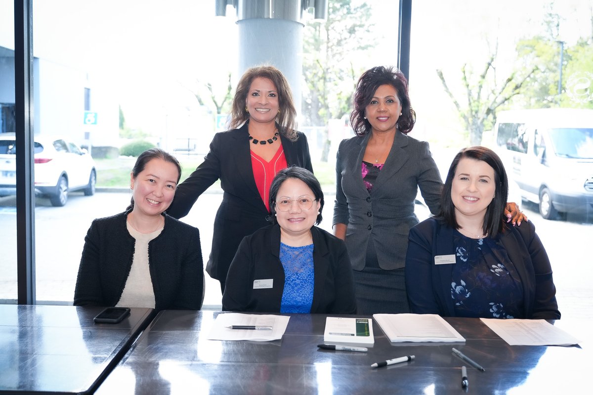 ICYMI: It was a momentous occasion at our Special General Meeting as our members overwhelmingly approved a merger with the @sswrchamber to form the Surrey & White Rock Board of Trade. Check out the photos: ow.ly/Oqsw50RG6Vw Read the full release: ow.ly/2yc950RG6Vv