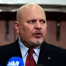 mdalwalidi's tweet photo. ليست محكمة تلك التي ساوت بين الجزار والضحية بين الغزاة والمقاومين بين المسيح وبين من وضع تاج الشوك على رأسه. لم ارتح لهذا المدعي.وحين عين عام ٢٠٢١ فرح بعضهم بسبب اسمه "العربي" لم يعلموا أنه اسماعيلي نزاري- من احفاد الحشاشين. تبا لكم ولمحاكمكم.
#المحكمة_الجنائية_الدولية https://t.co/k0yitRuEgO