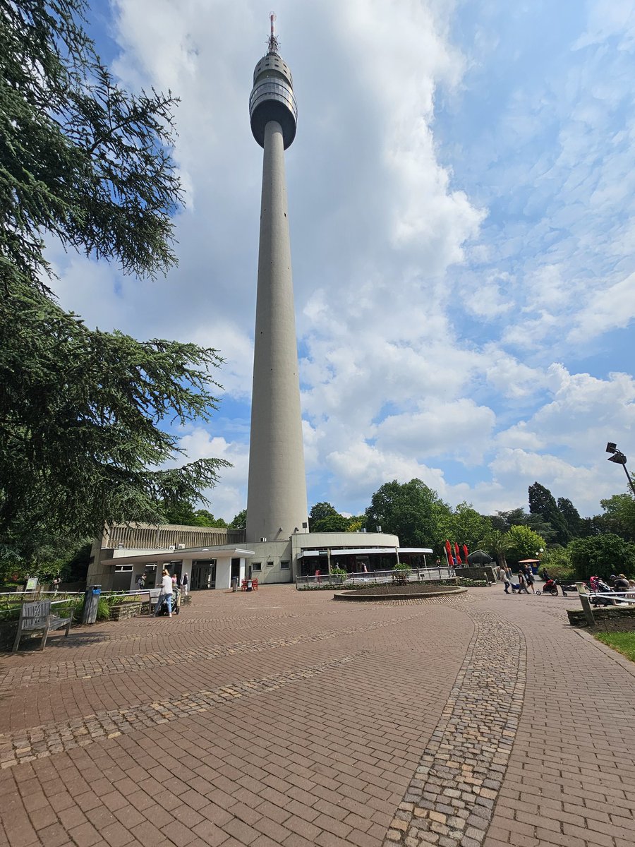 FreetimeAdventu's tweet photo. Westfalenpark Dortmund
------------‐-----------------------
#dortmund #phönixsee #spazieren #heimat #see #himmelblau #natur #freetimeadventure #abschalten #landschaft #florianturm #westfalenstadion #westfalenpark #flughafen #photooftheday #photography #photographer #radio912 https://t.co/svkhwVh1RZ