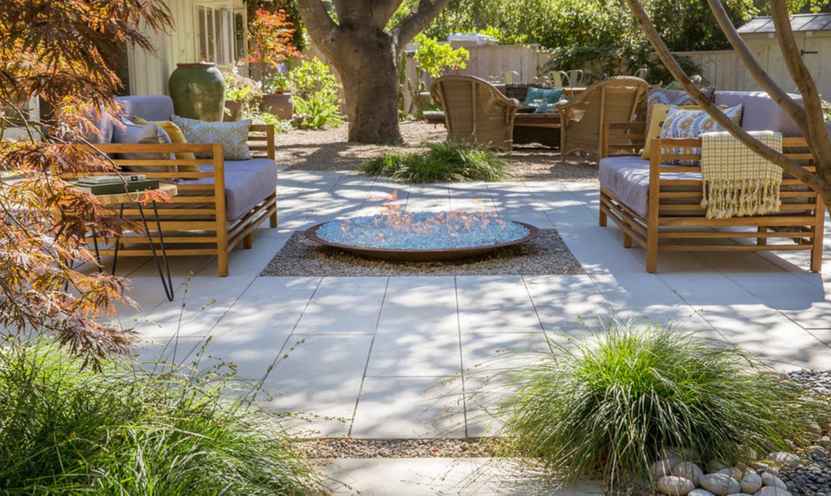 stepstonellc's tweet image. Spring has sprung, and this beautiful seating area is the perfect place to spend an evening of relaxation and fun! #StepstoneInc #OutdoorLiving #madeintheusa #hardscape #OutdoorLiving
#Hardscape
#YourVisionInConcrete
#HardscapeProjects
#HardscapeDesig