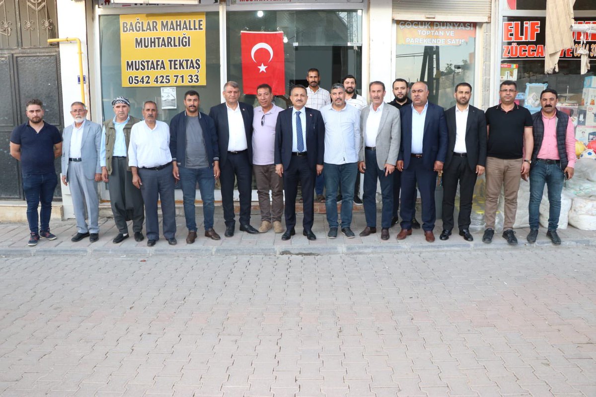 📌 Şanlıurfa/Hilvan İlçemize bağlı Bağlar Mahallesi Muhtarı Mustafa Tektaş ile bir araya geldik. Yaklaşan 2 Haziran yerel seçimleri için desteklerini talep ettik. Sayın Tektaş’a, verdikleri destek için teşekkür ederim. @RTErdogan @Akparti @erkankandemir @bybekirbozdag