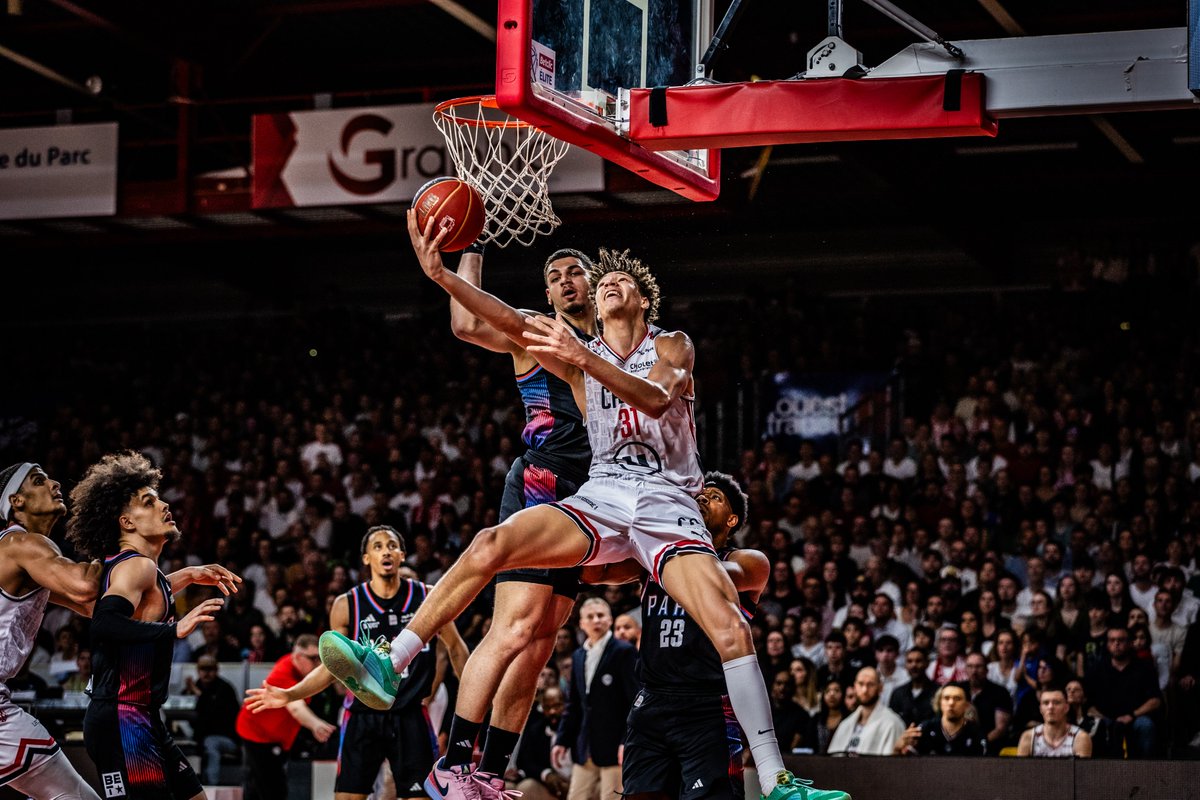 📄 PREVIEW Betclic ÉLITE Match 3 - Quarts de finale playoffs @ParisBasketball vs Cholet Basket Samedi à 20h30 ⬇ cholet-basket.com/news/match-des… #PBBCB #GOCB #CBFAMILY #BetclicELITE @LNBofficiel