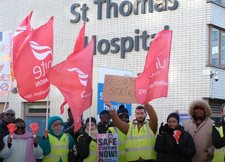 ‘We have had enough’: Security staff at hospital trust escalate strike action londonnewsonline.co.uk/news/we-have-h…