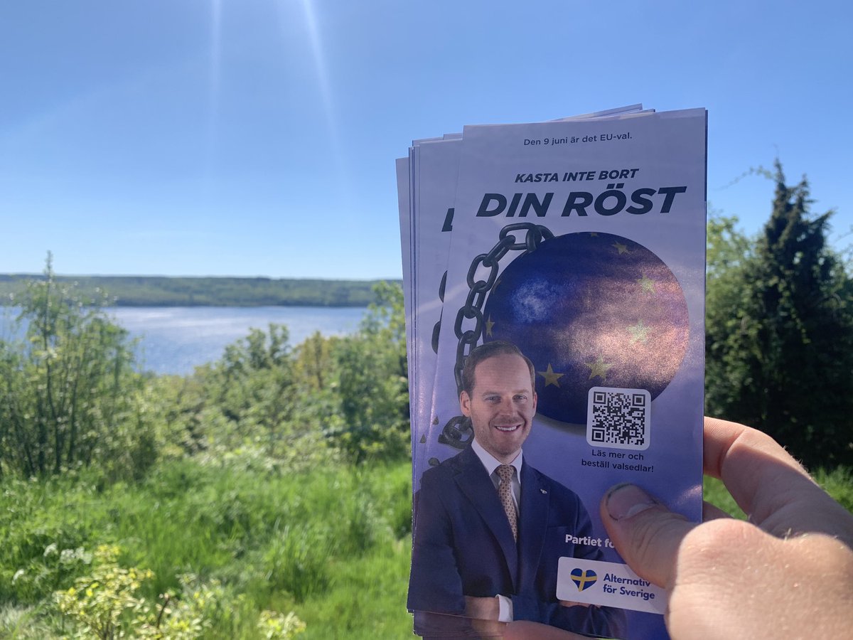 AfSKungsbacka's tweet image. 📫 9/10 hushåll i kommunen får vår folder före förtidsröstningen öppnar!
🗳️ Självklart med valsedlar i. 👌🏻
#AFS2024 #swexit