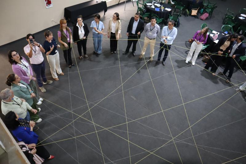 PNUDLAC's tweet photo. 🇵🇾 En busca de la resiliencia económica: realizan formación en metodología “En Marcha” a consultores empresariales.

Destinada a fortalecer el modelo empresarial y mejorar las condiciones económicas de las Mipymes de #Paraguay.  ➡️ https://t.co/8Q4ydqKSL6

@PNUDPARAGUAY https://t.co/SCG4QwArnL