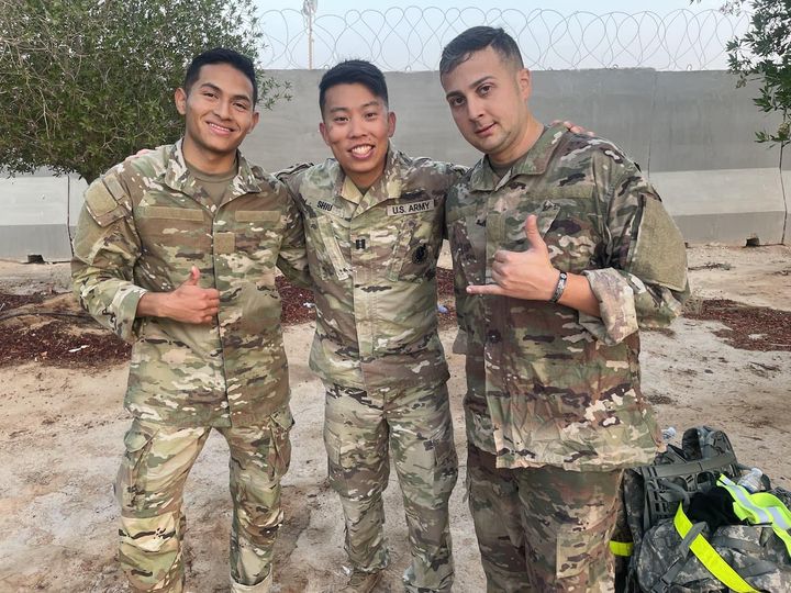 @USArmy @TRADOC @usarec @uhmanoa Shiu realizes the importance of being #AAPI in the @USArmy.

'Asians are a small population in the military. We bond over food, family, & dedication to our craft. Our common mission was to remove the stigma in our [own] families regarding serving as an officer.'

@CG_ArmyROTC