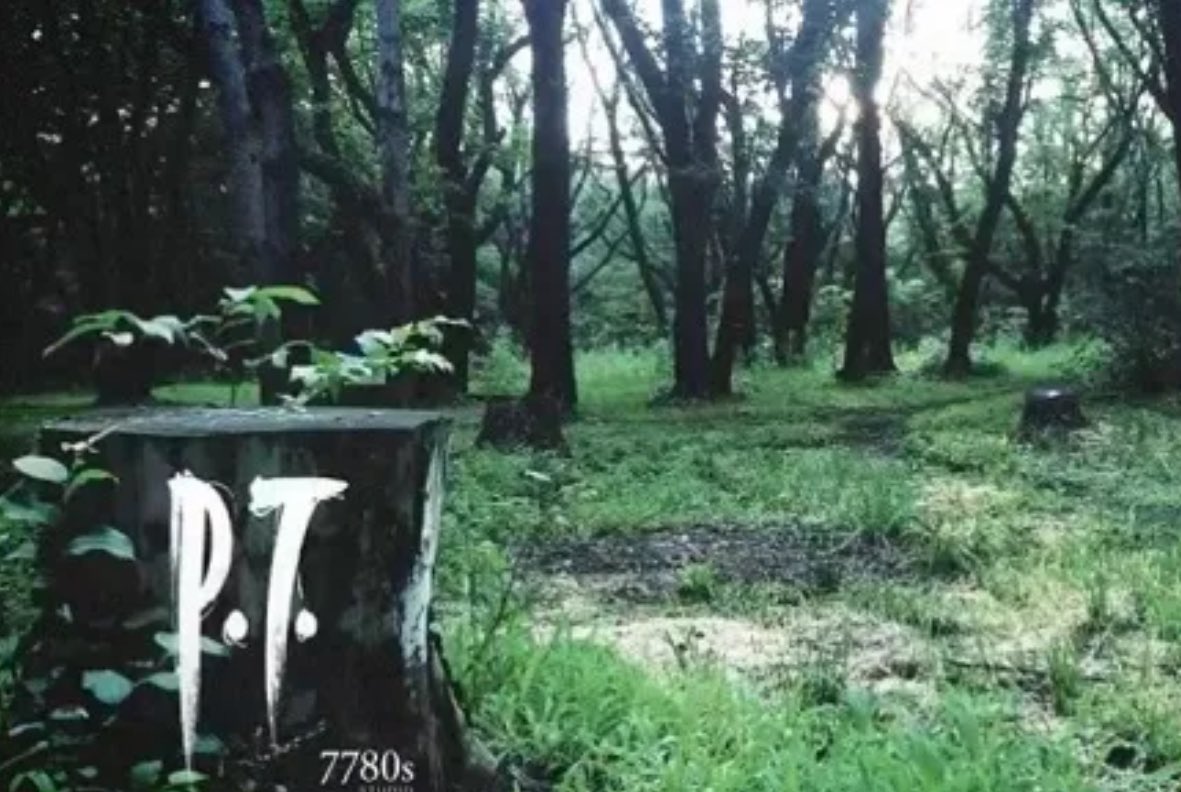 저도 길예르모 델토로 감독 작품 다 좋아해요 스트레인 이라는 드라마(뱀파이어) 도 잼나요 그리고 길예르모는 공포에도 상당한? 재능이 있어서...