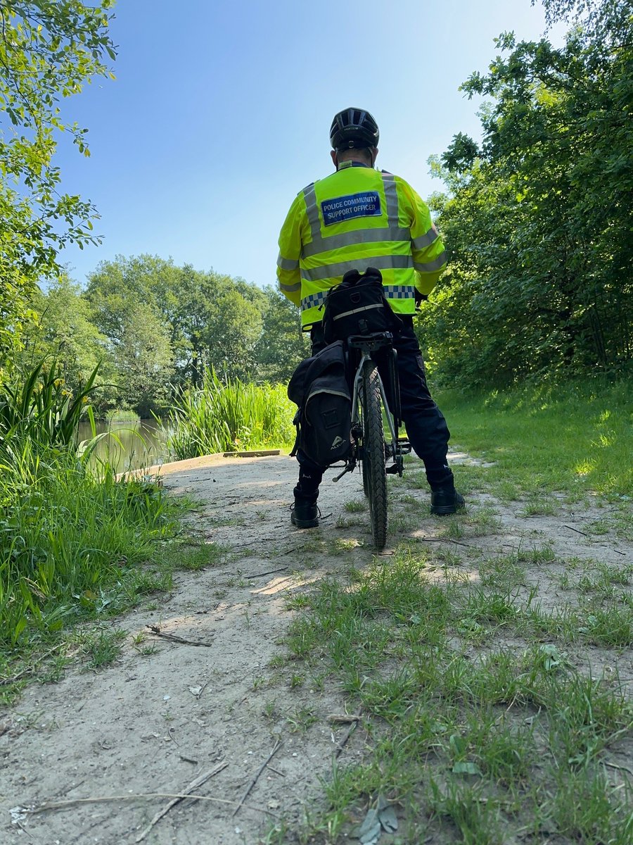 Woking Beat (Surrey Police) tweet media